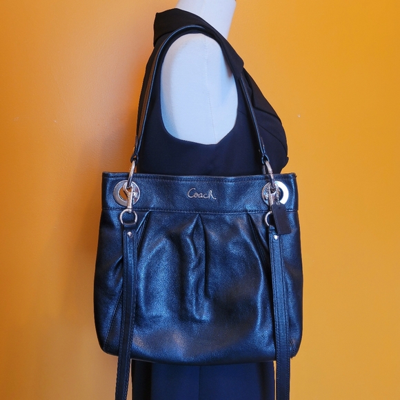 Coach Handbags - Coach Ashley Hippy Black Leather Crossbody Shoulder Purse